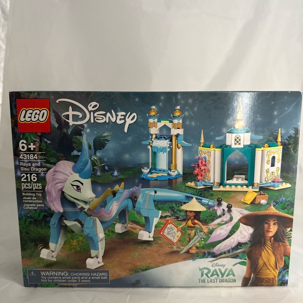 LEGO Raya and Sisu Dragon 43184 Building Set (216 Pieces) - Picture 2 of 2